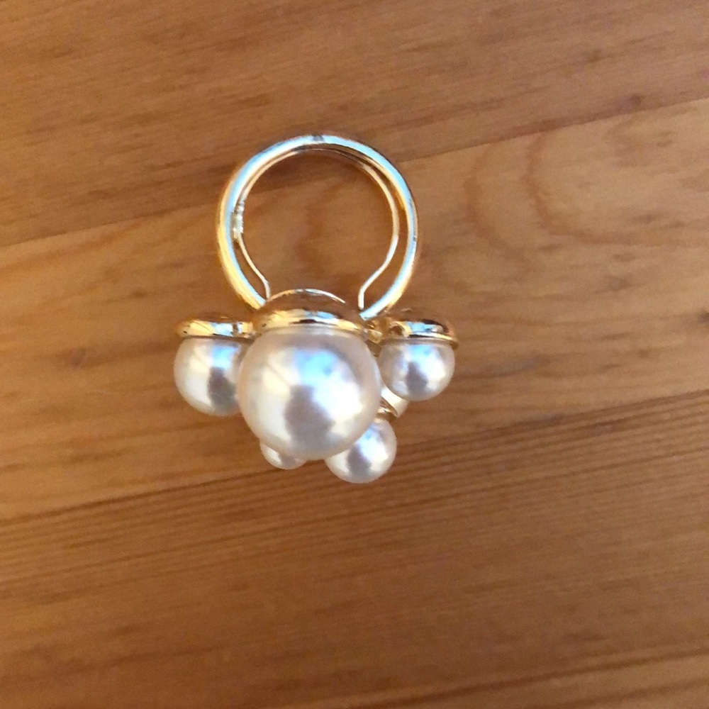 Pearl Cluster + Gold Statement Ring - image 3